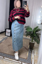 جيبة جينز ميدي بأزرار أمامية كاملة